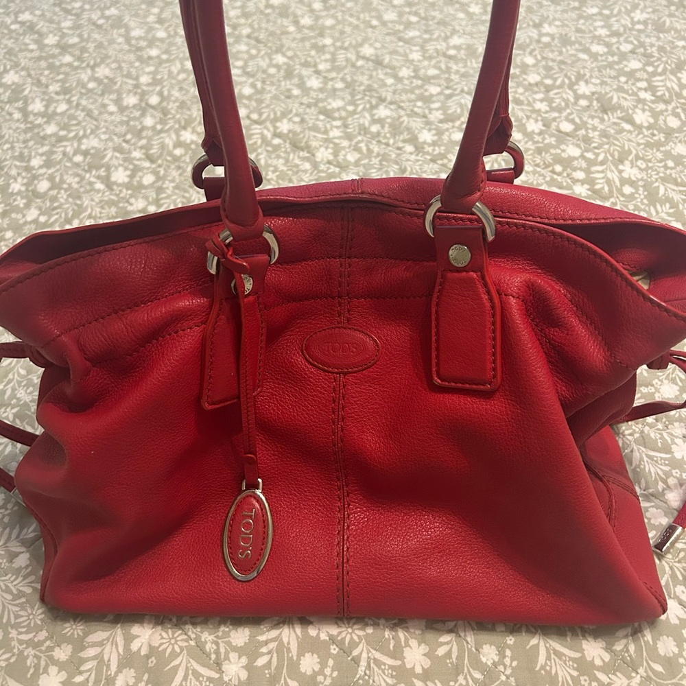 Tod's Authentic Vibrant Red Leather Shoulder Bag